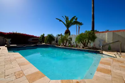 9015 E Windrose Drive, Scottsdale, AZ 85260 - Photo 9