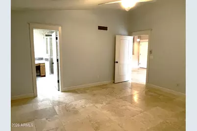 18640 N 44th Place, Phoenix, AZ 85050 - Photo 9