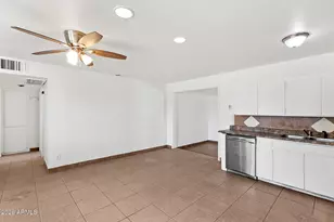 2246 W Sierra St, Phoenix, AZ 85029 - Photo 15