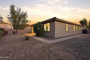 4945 S Twinleaf Dr, Gilbert, AZ 85298 - Photo 49