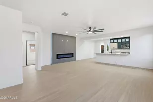 4945 S Twinleaf Dr, Gilbert, AZ 85298 - Photo 7