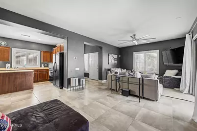 1953 W Busoni Place, Phoenix, AZ 85023 - Photo 7