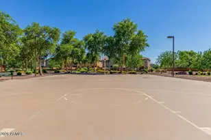1953 W Busoni Pl, Phoenix, AZ 85023 - Photo 31