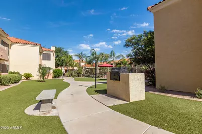 9990 N Scottsdale Road #Apt 1003, Paradise Valley, AZ 85253 - Photo 13