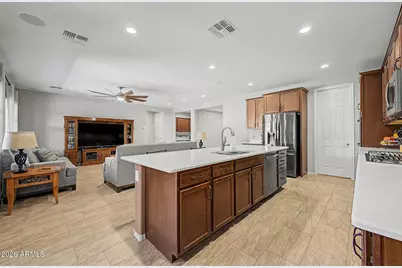 17340 W Gambit Trail, Surprise, AZ 85387 - Photo 7
