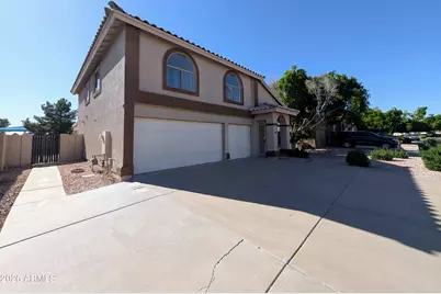6416 N 78th Lane, Glendale, AZ 85303 - Photo 3