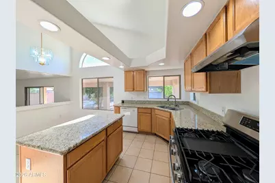 6416 N 78th Lane, Glendale, AZ 85303 - Photo 23