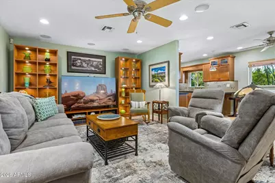 7050 N 8th Avenue, Phoenix, AZ 85021 - Photo 11