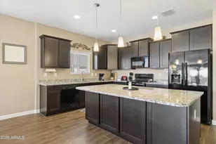 26034 N 137th Ave, Peoria, AZ 85383 - Photo 9