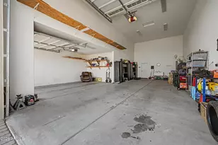 18230 W Louise Dr, Surprise, AZ 85387 - Photo 27