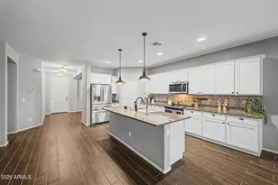 18230 W Louise Dr, Surprise, AZ 85387 - Photo 11