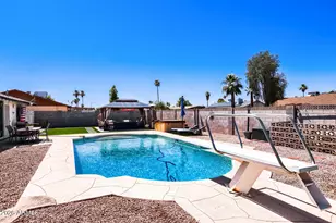 1616 W Sack Dr, Phoenix, AZ 85027 - Photo 19