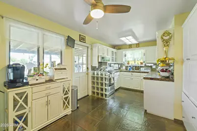 6546 W Surrey Avenue, Glendale, AZ 85304 - Photo 21