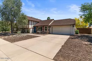 1041 E Kristal Way, Phoenix, AZ 85024 - Photo 3