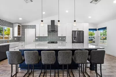 1041 E Kristal Way, Phoenix, AZ 85024 - Photo 7