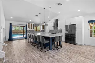 1041 E Kristal Way, Phoenix, AZ 85024 - Photo 5