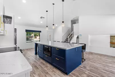 1041 E Kristal Way, Phoenix, AZ 85024 - Photo 9