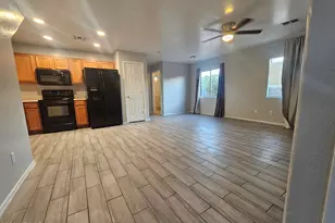 7355 N Black Cyn Hwy, Phoenix, AZ 85021 - Photo 1