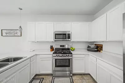 9012 W Solano Drive, Glendale, AZ 85305 - Photo 11