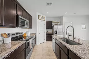 2703 W Seaver Ave, Apache Junction, AZ 85120 - Photo 7