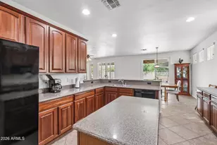 6114 W Hedgehog Pl, Phoenix, AZ 85083 - Photo 15