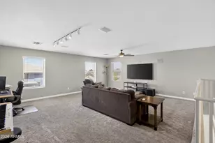 734 W Desert Seasons Dr, San Tan Valley, AZ 85143 - Photo 19