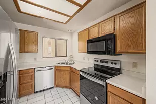 19400 N Westbrook Pkwy, Peoria, AZ 85382 - Photo 13