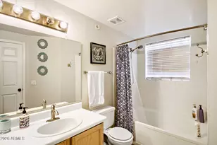 10401 N 52nd St, Paradise Valley, AZ 85253 - Photo 7