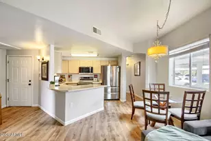 10401 N 52nd St, Paradise Valley, AZ 85253 - Photo 3
