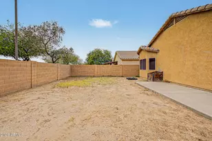 2435 E Olivine Rd, San Tan Valley, AZ 85143 - Photo 23