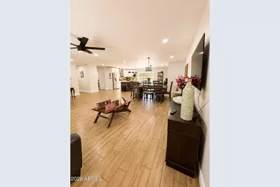 7621 N 48th Drive, Glendale, AZ 85301 - Photo 7