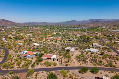 9033 E Lazywood Place, Carefree, AZ 85377 - Photo 55