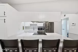 1404 E Bishop Dr, Tempe, AZ 85282 - Photo 11