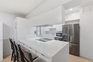 1404 E Bishop Dr, Tempe, AZ 85282 - Photo 7