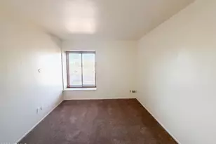 8446 N 34th Dr, Phoenix, AZ 85051 - Photo 11
