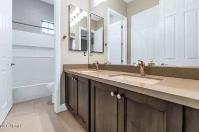 2254 W Hidden Treasure Way, Phoenix, AZ 85086 - Photo 37