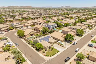 9444 W Melinda Ln, Peoria, AZ 85382 - Photo 11