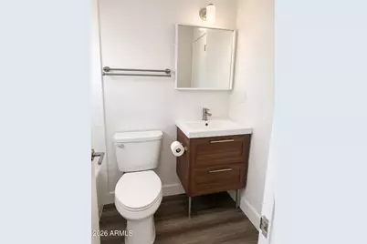 746 W Turney Avenue #Apt 8, Phoenix, AZ 85013 - Photo 9