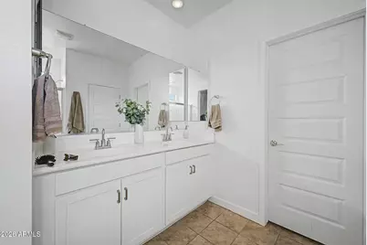 10610 W Encinas Lane, Tolleson, AZ 85353 - Photo 15