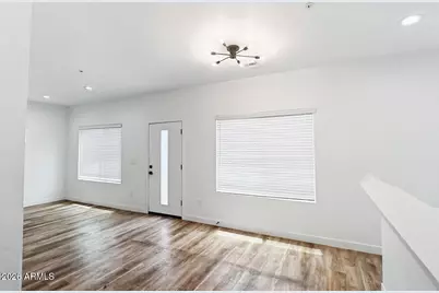 4202 N 10th Street #4, Phoenix, AZ 85014 - Photo 5