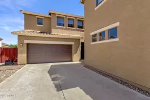 21592 E Roundup Ct, Queen Creek, AZ 85142 - Photo 3