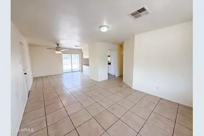4636 N 67th Avenue, Phoenix, AZ 85033 - Photo 3