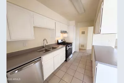 4636 N 67th Avenue, Phoenix, AZ 85033 - Photo 7
