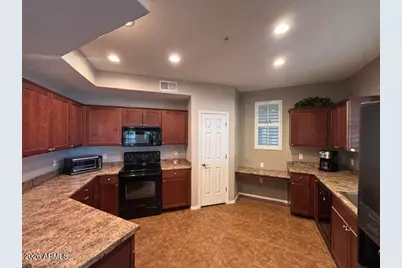 14575 W Mountain View Boulevard #612, Surprise, AZ 85374 - Photo 3