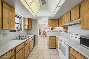26417 S Sherbrook Dr, Sun Lakes, AZ 85248 - Photo 13