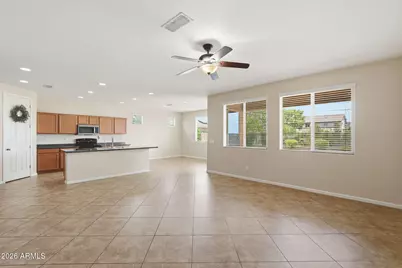 27293 N 78th Lane, Peoria, AZ 85383 - Photo 9