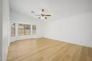 8340 W Stella Way, Glendale, AZ 85305 - Photo 13