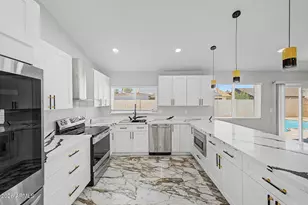 528 W Mohawk Ln, Phoenix, AZ 85027 - Photo 17