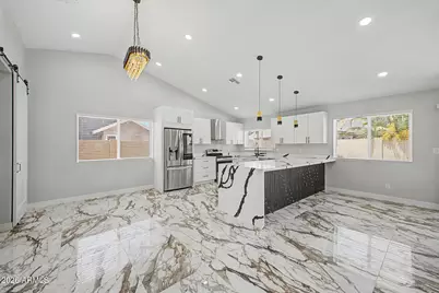 528 W Mohawk Lane, Phoenix, AZ 85027 - Photo 15