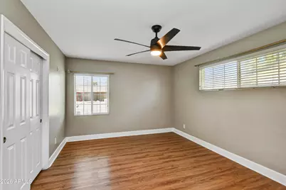 4652 E Vernon Avenue, Phoenix, AZ 85008 - Photo 9